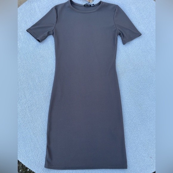 BooHoo Bodycon T-Shirt Dress Women's Size 6 Grey Basic Rib Crew Neck Dress New - Picture 2 of 14